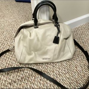 MICHAEL KORS ARM OR SHOULDER BAG